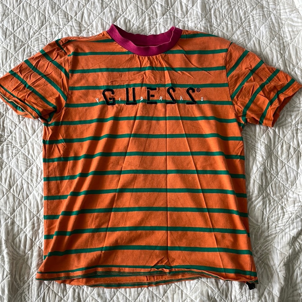 Men’s Guess Jx Balvin Shirt Orange. Size L
